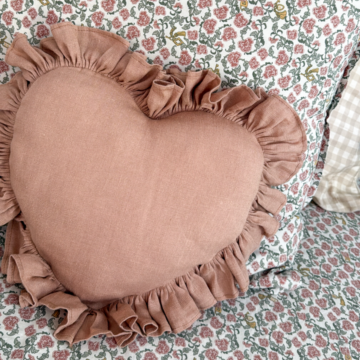 heart cushion in organic linen | french rose